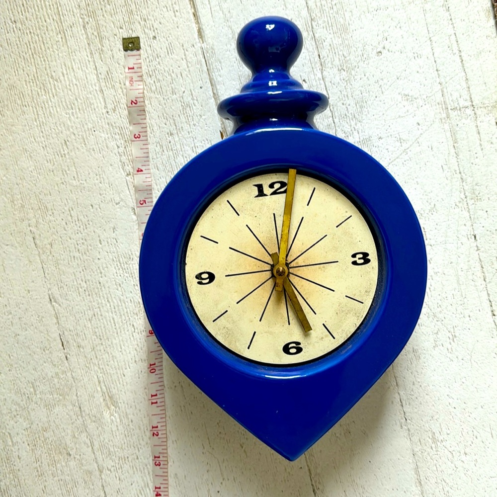 Retro Wall clock